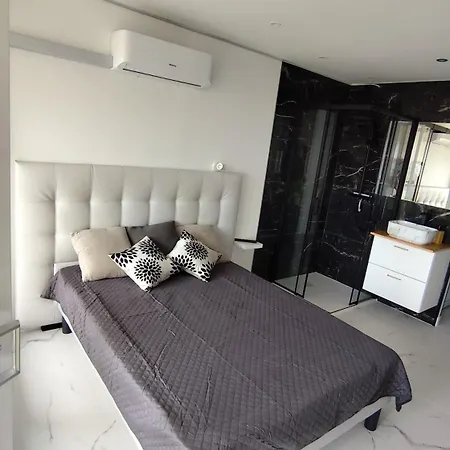Naturiste Vue New شقة